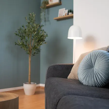 Jino I Modern - Lage - Balkon Pirna