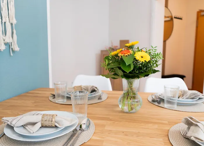 Jino I Modern - Lage - Balkon * Пирна