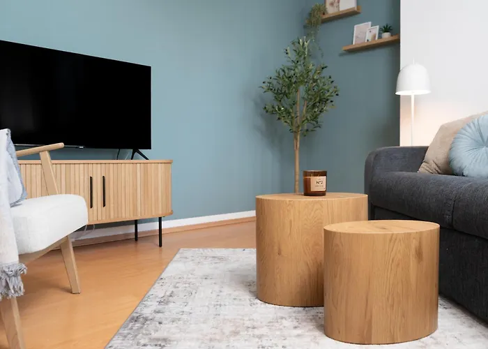 Jino I Modern - Lage - Balkon Apartamento