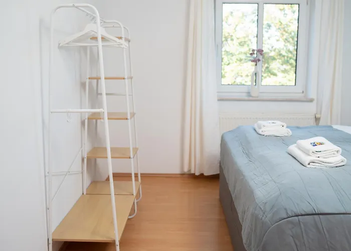 Jino I Modern - Lage - Balkon Apartamento *